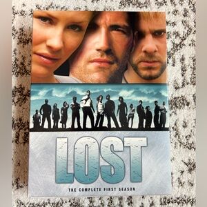Lost: The Complete First Season 7-Disc DVD Box Set